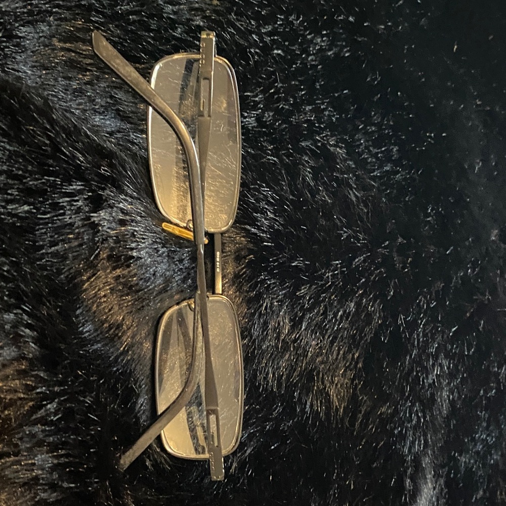 Gucci Rectangular Metal Frame Glasses in Black wi… - image 4